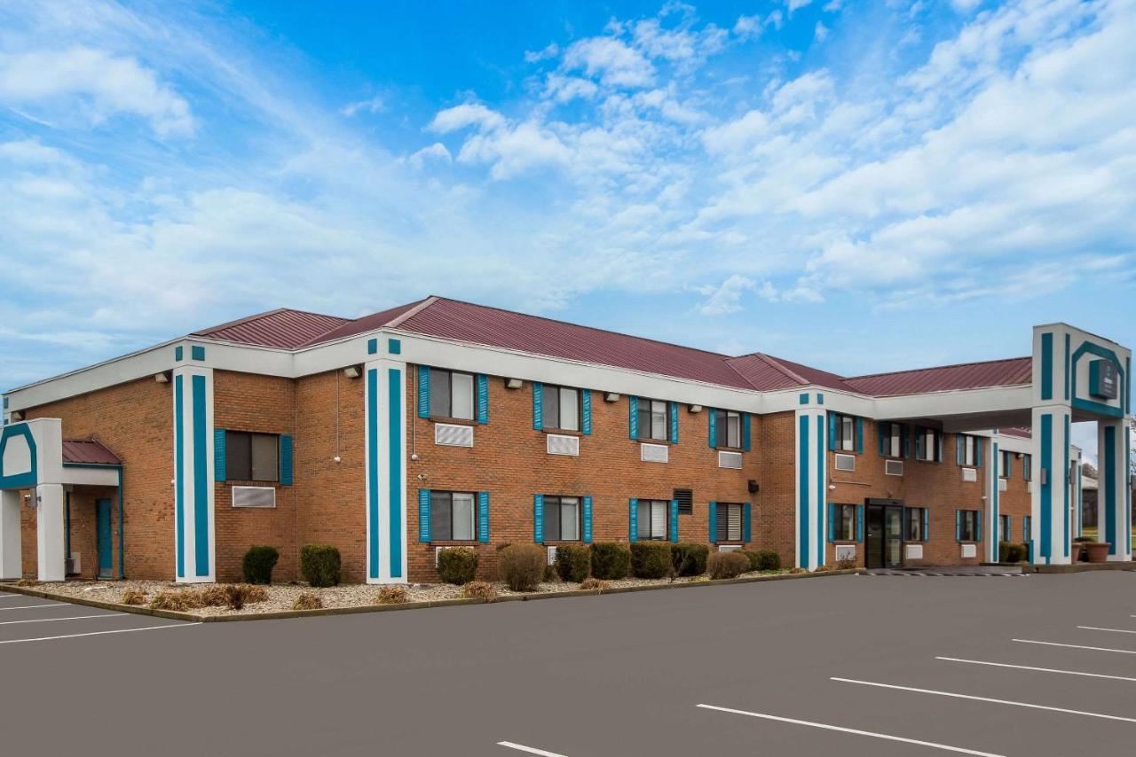 Clarion Pointe Harrodsburg-Danville Exterior photo